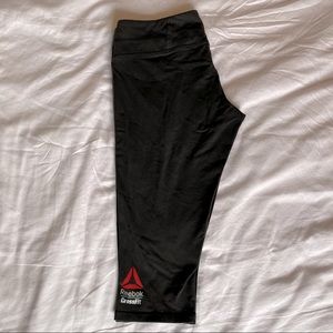 Reebok CrossFit black capri leggings size L